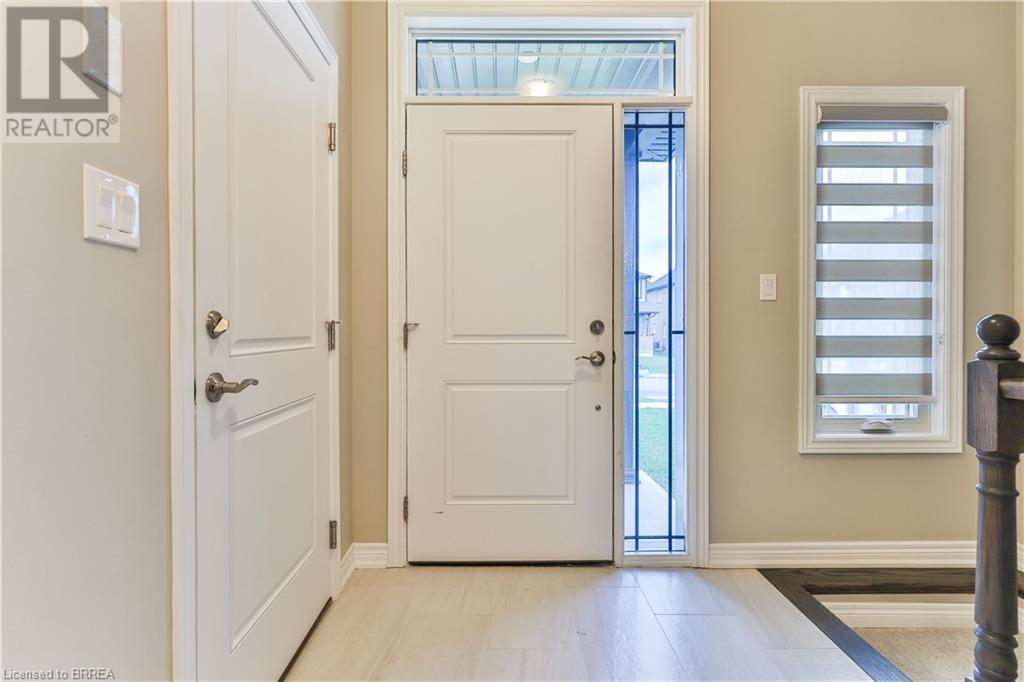 11 Tucker Street, Thorold, Ontario  L2V 0G3 - Photo 4 - 40675005