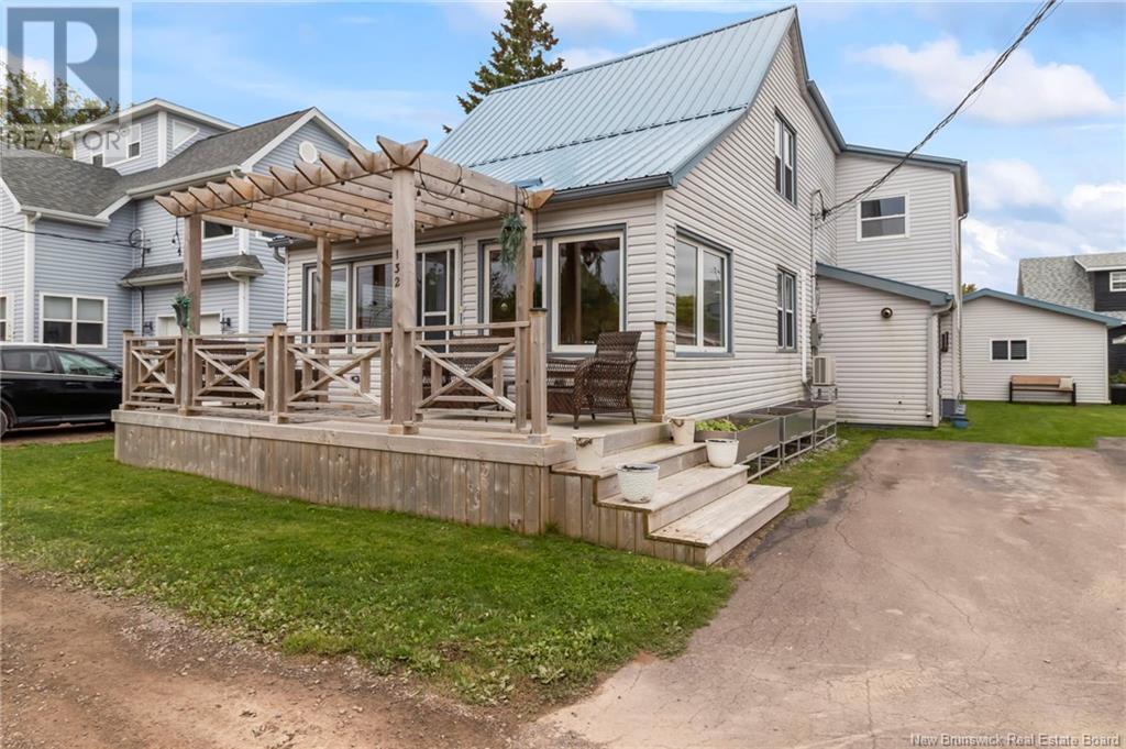 Property at 132 Second Avenue image 3