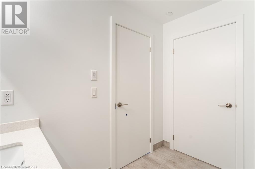 600 North Service Rd Unit# 216, Stoney Creek, Ontario  L8E 0L2 - Photo 5 - 40674977