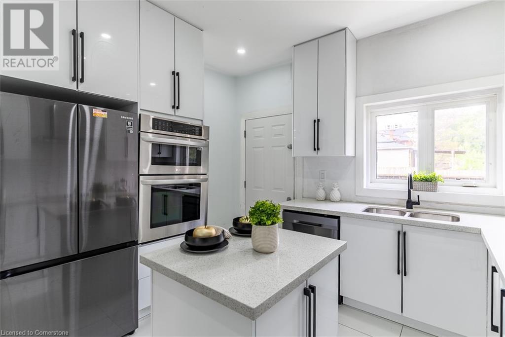 334 Cannon Street E, Hamilton, Ontario  L8L 2B9 - Photo 13 - 40674778