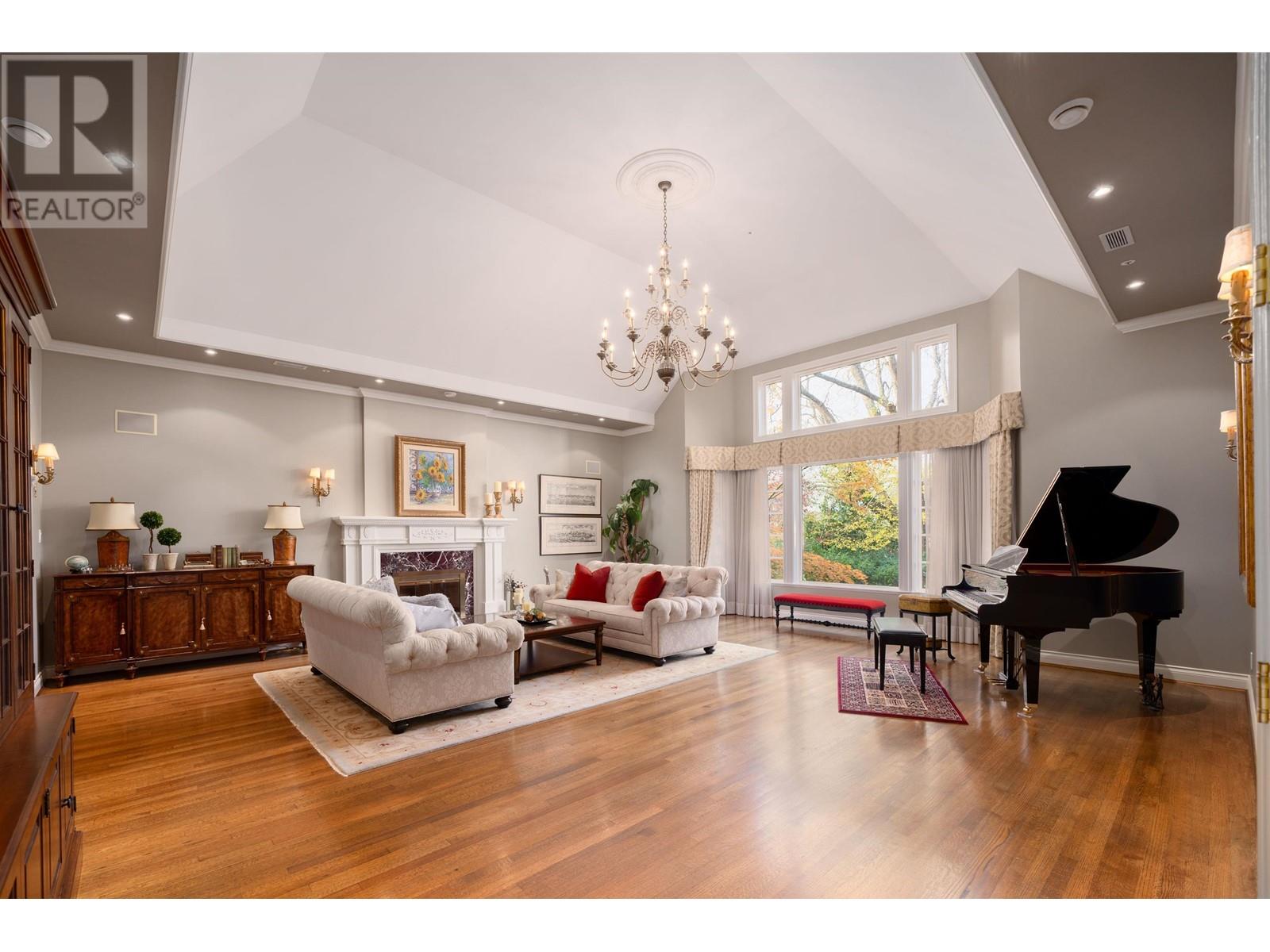 Property at 1638 MARPOLE AVENUE image 3