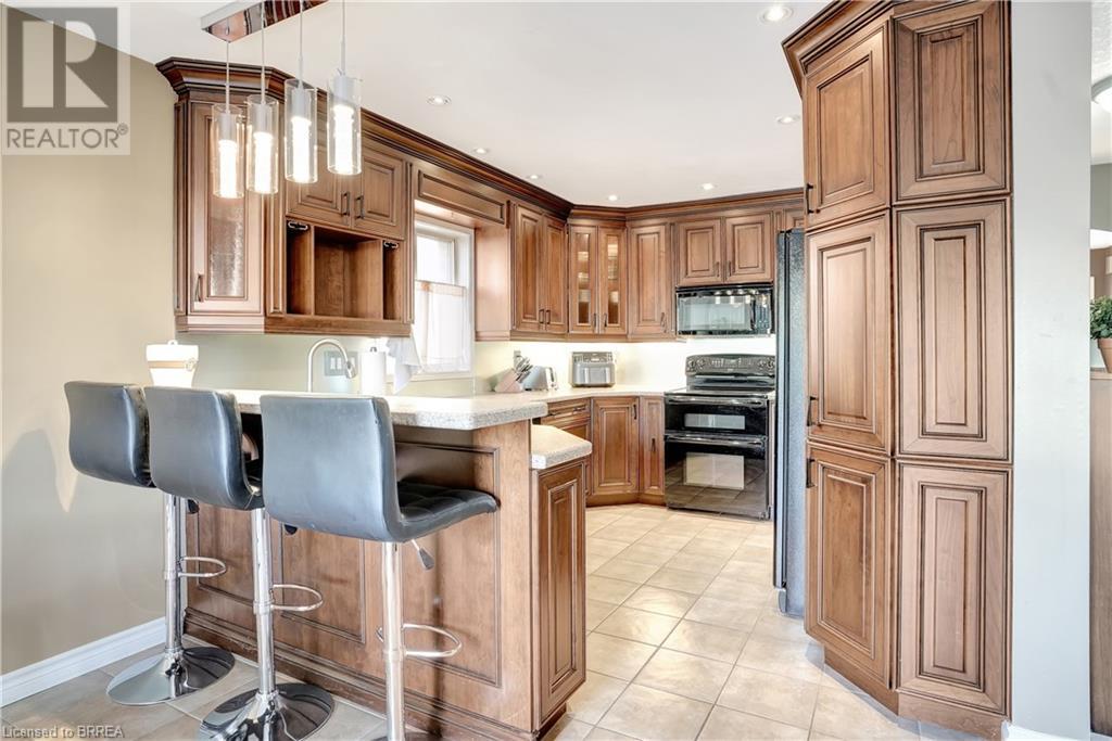 146 Blackburn Drive, Brantford, Ontario  N3T 6S2 - Photo 6 - 40663171