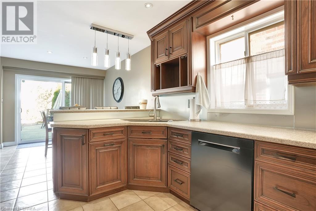 146 Blackburn Drive, Brantford, Ontario  N3T 6S2 - Photo 9 - 40663171