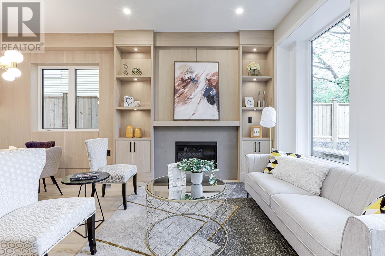 1 1826 E 2ND AVENUE, Vancouver