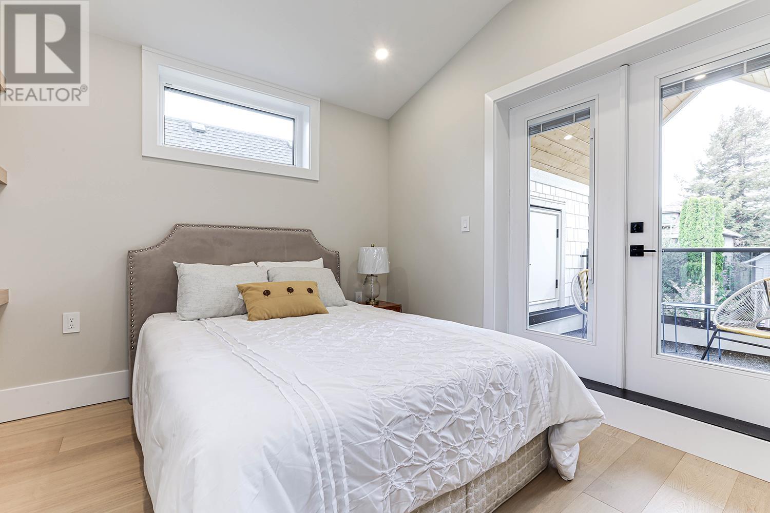 Listing Picture 28 of 35 : 1 1826 E 2ND AVENUE, Vancouver / 溫哥華 - 魯藝地產 Yvonne Lu Group - MLS Medallion Club Member