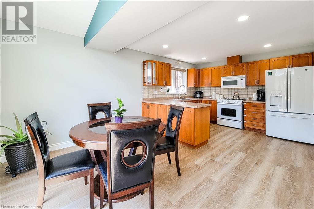 55 Alexsia Court, Hamilton, Ontario  L9B 2T3 - Photo 10 - 40675025