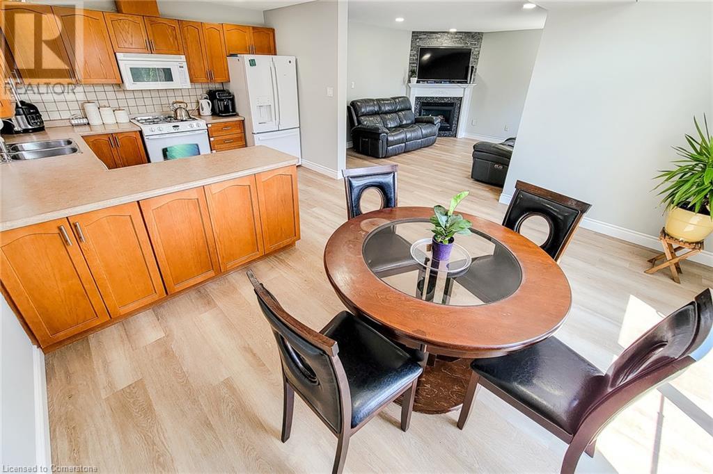 55 Alexsia Court, Hamilton, Ontario  L9B 2T3 - Photo 13 - 40675025