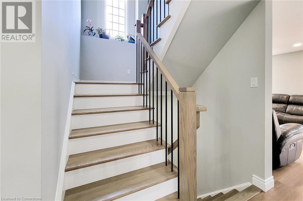 55 Alexsia Court, Hamilton, Ontario  L9B 2T3 - Photo 18 - 40675025