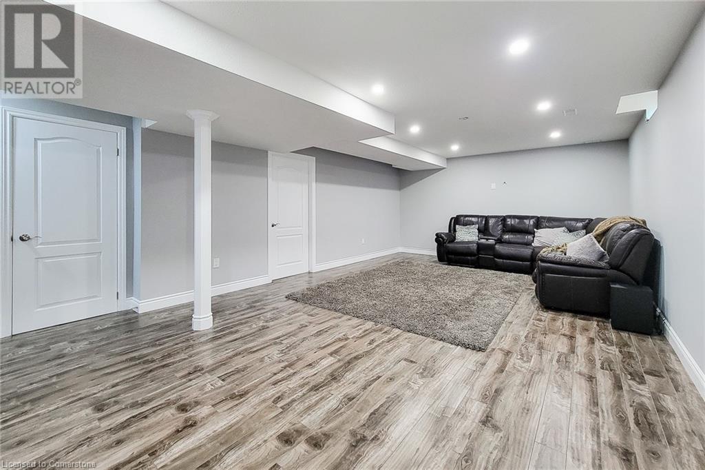 55 Alexsia Court, Hamilton, Ontario  L9B 2T3 - Photo 30 - 40675025