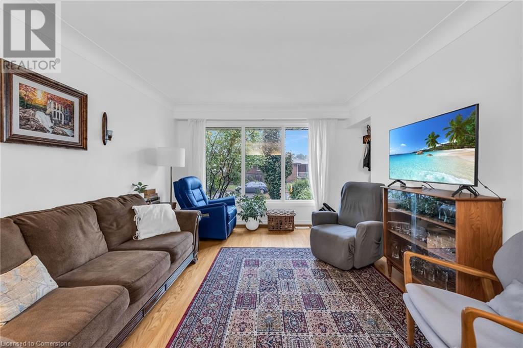 5 Burrwood Drive, Hamilton, Ontario  L9C 3S9 - Photo 18 - 40674835