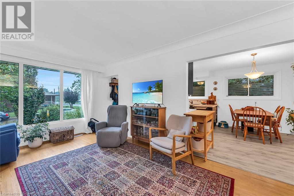 5 Burrwood Drive, Hamilton, Ontario  L9C 3S9 - Photo 19 - 40674835