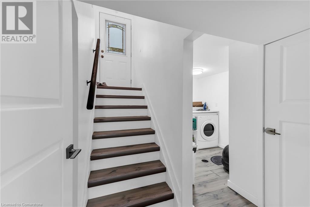 5 Burrwood Drive, Hamilton, Ontario  L9C 3S9 - Photo 34 - 40674835