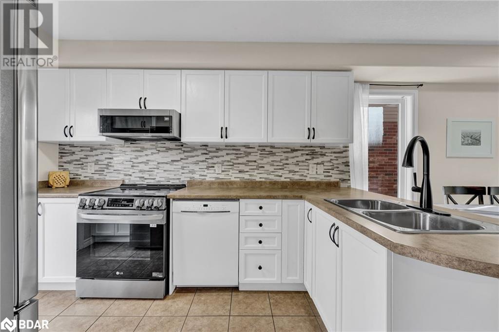 34 Quigley Street, Angus, Ontario  L3W 0P3 - Photo 17 - 40665200