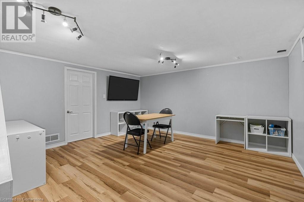 211 Lake Avenue N, Hamilton, Ontario  L8E 1H6 - Photo 25 - 40673012