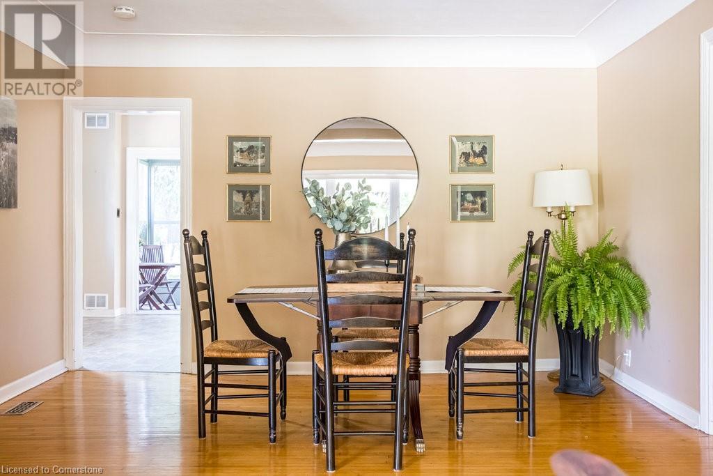 5 Rowanwood Avenue, Hamilton, Ontario  L9H 4C9 - Photo 9 - 40674521