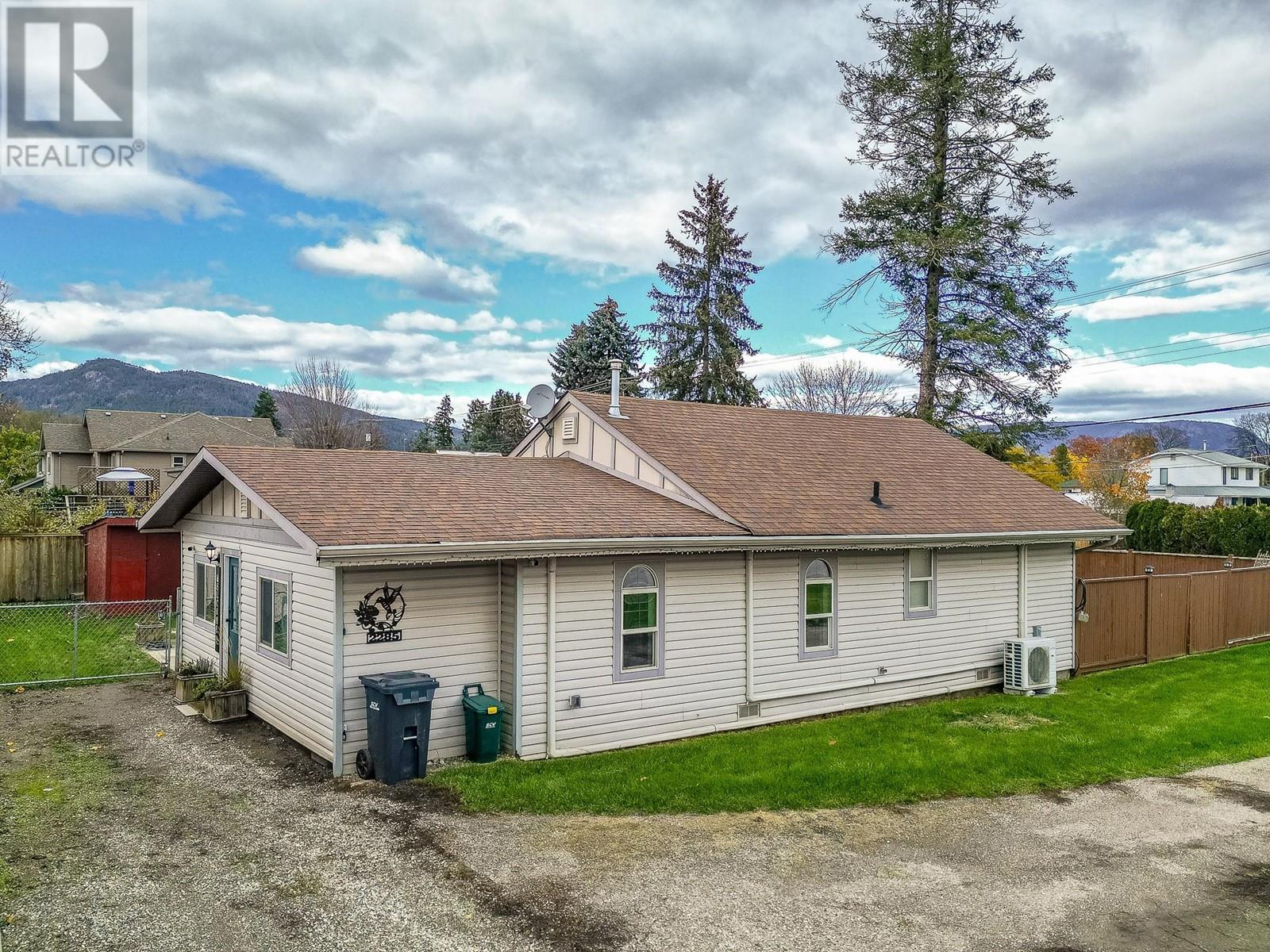 2285 Rosedale Avenue, armstrong, British Columbia