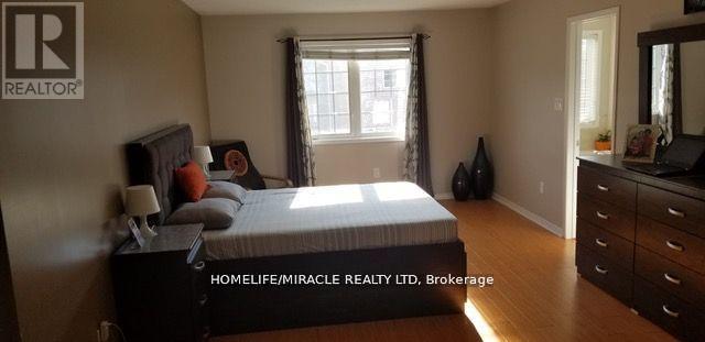 34 Palleschi DriveBrampton (Brampton East), Ontario  L6P 2R9 - Photo 7 - W10412701