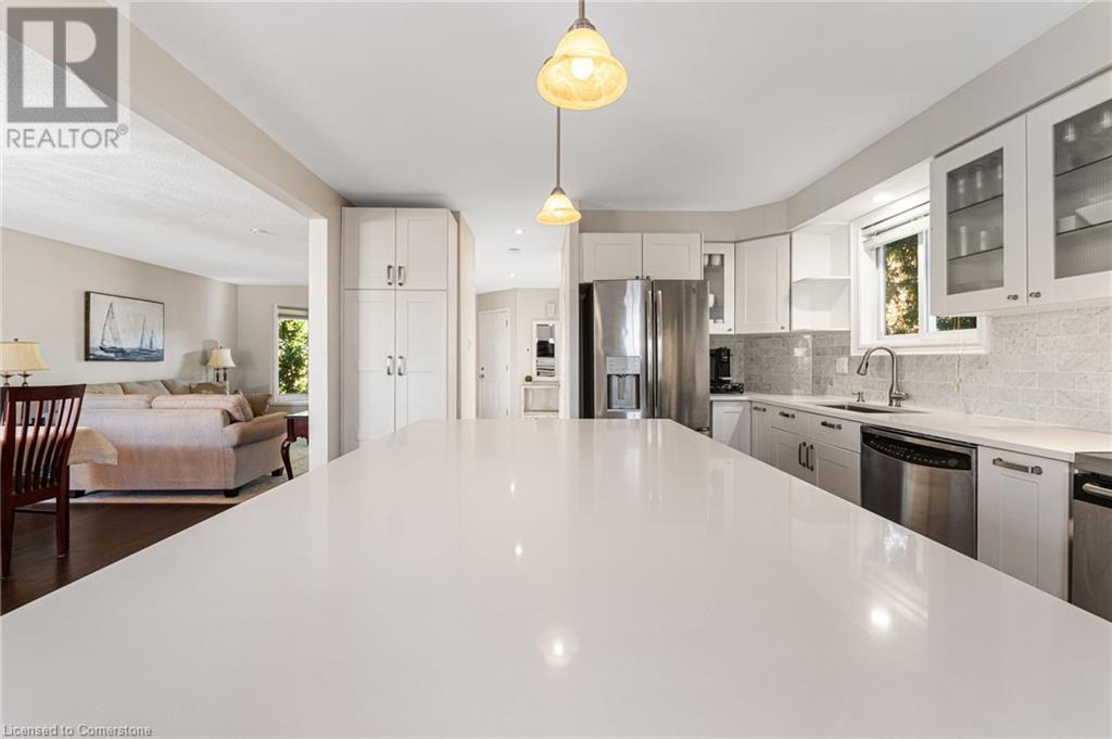 30 Rosewell Street, Hamilton, Ontario  L8W 2L1 - Photo 11 - 40674791