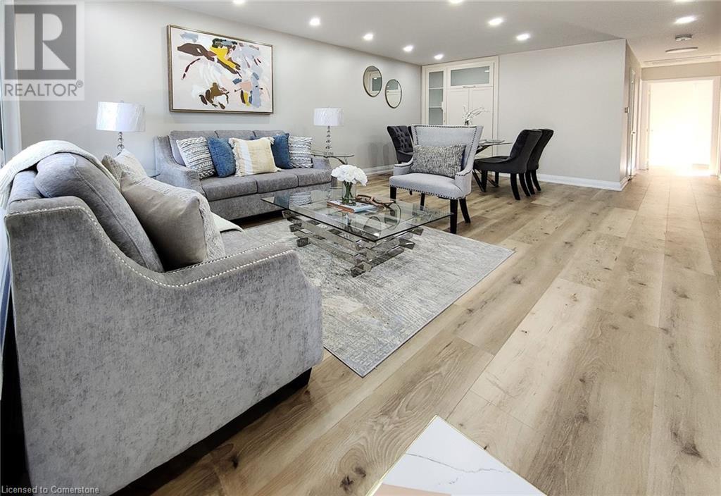 65 Loraine Drive, St. Catharines, Ontario  L2P 3P1 - Photo 3 - 40675091