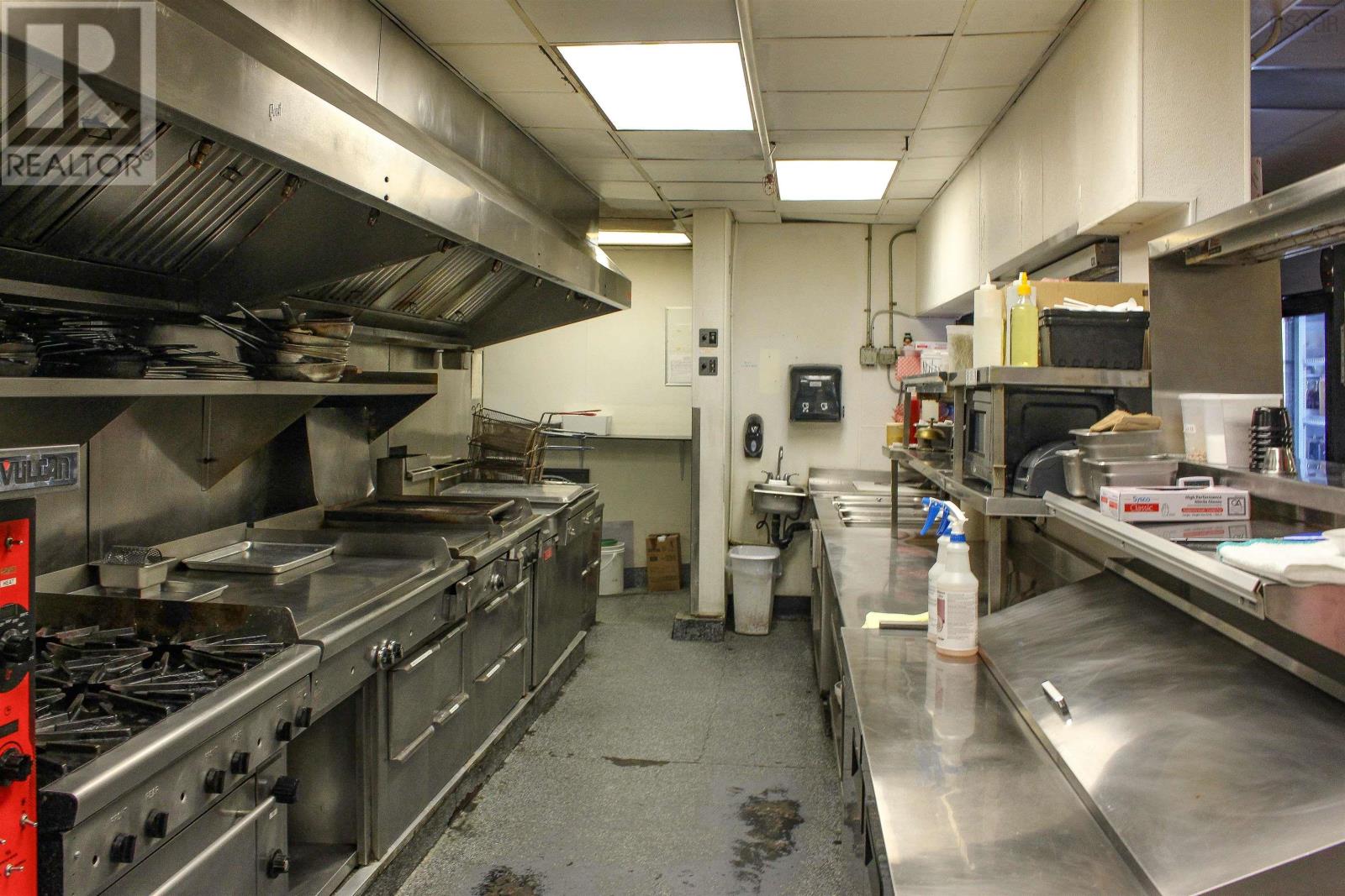 6273 Quinpool Road, Halifax, Nova Scotia  B3L 1A4 - Photo 10 - 202426243