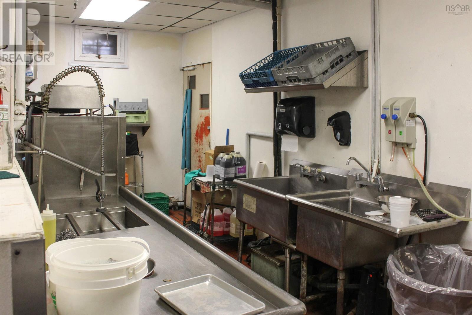 6273 Quinpool Road, Halifax, Nova Scotia  B3L 1A4 - Photo 14 - 202426243