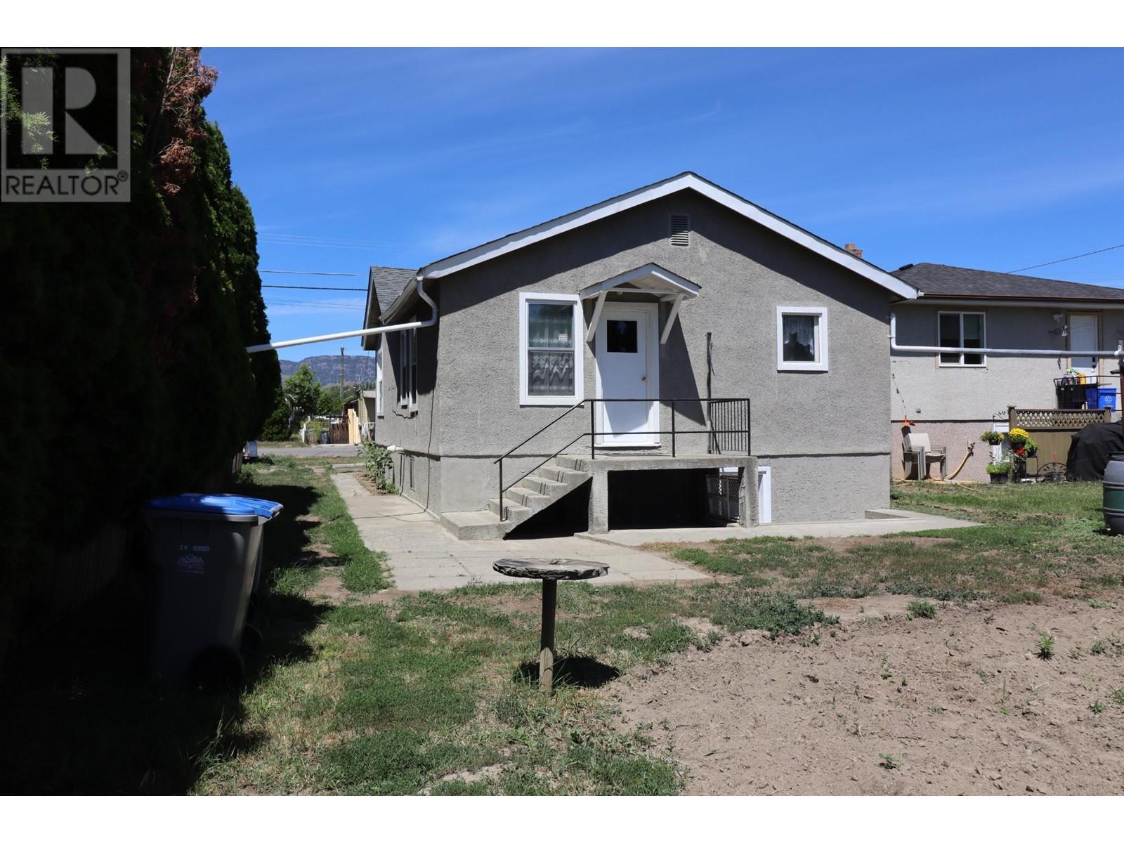 325 WILLOW Street Kamloops