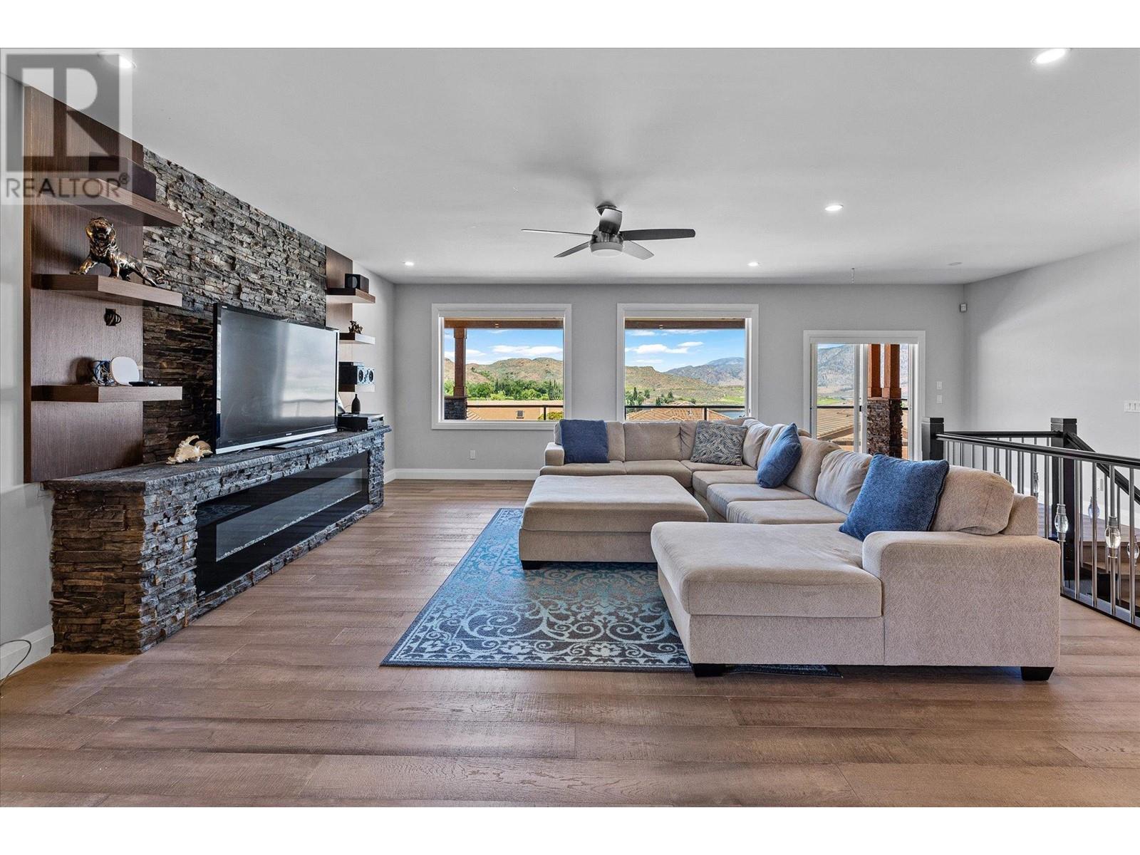Property at 11902 La Costa Lane image 2