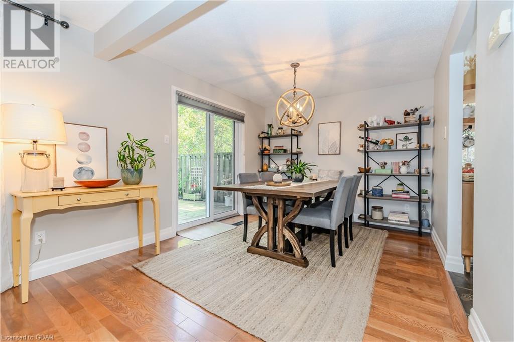 106 Woodlawn Road E