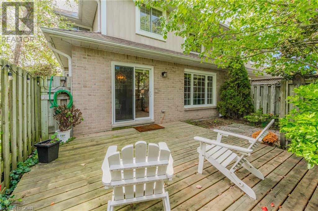 106 Woodlawn Road E