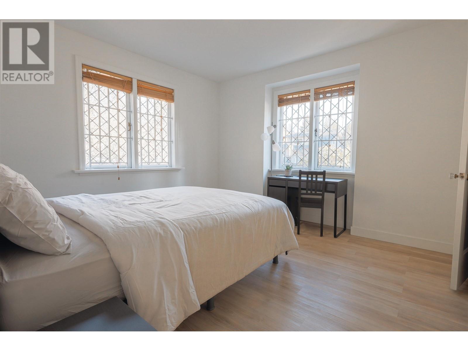 Listing Picture 15 of 40 : 1307 W 41ST AVENUE, Vancouver / 溫哥華 - 魯藝地產 Yvonne Lu Group - MLS Medallion Club Member