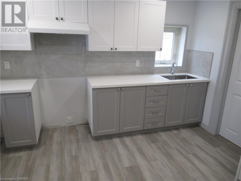 81 East Avenue, Brantford, Ontario  N3S 3L6 - Photo 6 - 40672550