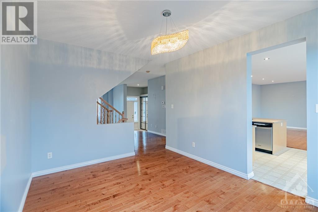 319 Chestermere Crescent, Ottawa, Ontario  K2G 7A8 - Photo 7 - X9519108
