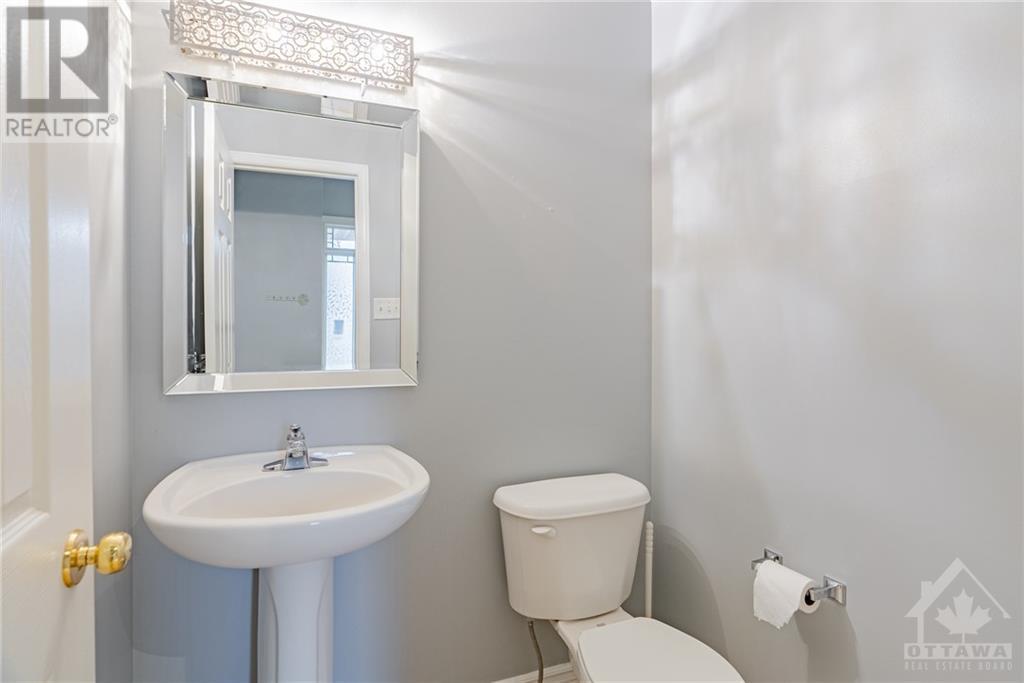 319 Chestermere Crescent, Ottawa, Ontario  K2G 7A8 - Photo 4 - X9519108