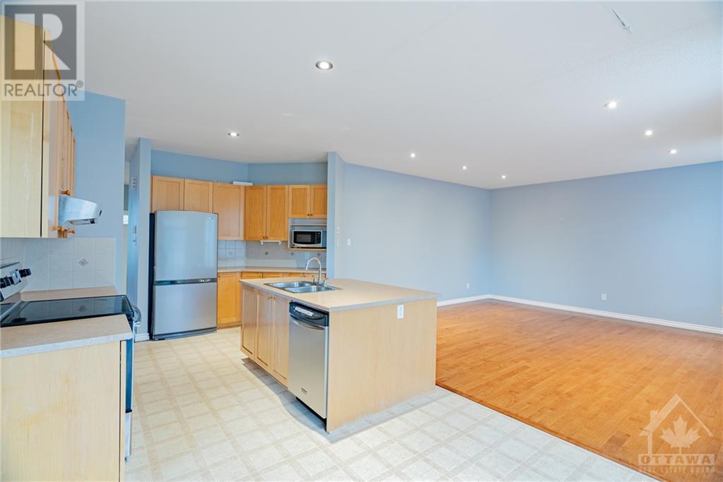 319 Chestermere Crescent, Ottawa, Ontario  K2G 7A8 - Photo 8 - X9519108