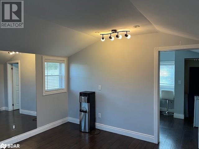 381 Mapleview Drive, Barrie, Ontario  L4N 9G4 - Photo 3 - 40675193