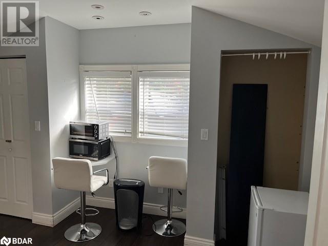 381 Mapleview Drive, Barrie, Ontario  L4N 9G4 - Photo 5 - 40675193