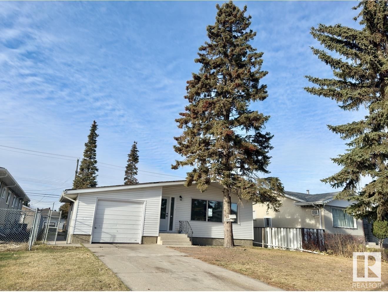 13208 102 St Nw, Edmonton, Alberta  T5E 4J8 - Photo 1 - E4413040