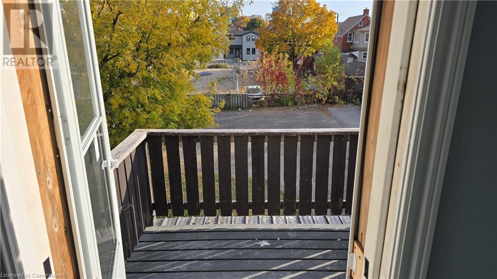 39 Bridgeport Road E, Waterloo, Ontario  N2J 2J4 - Photo 11 - 40663717