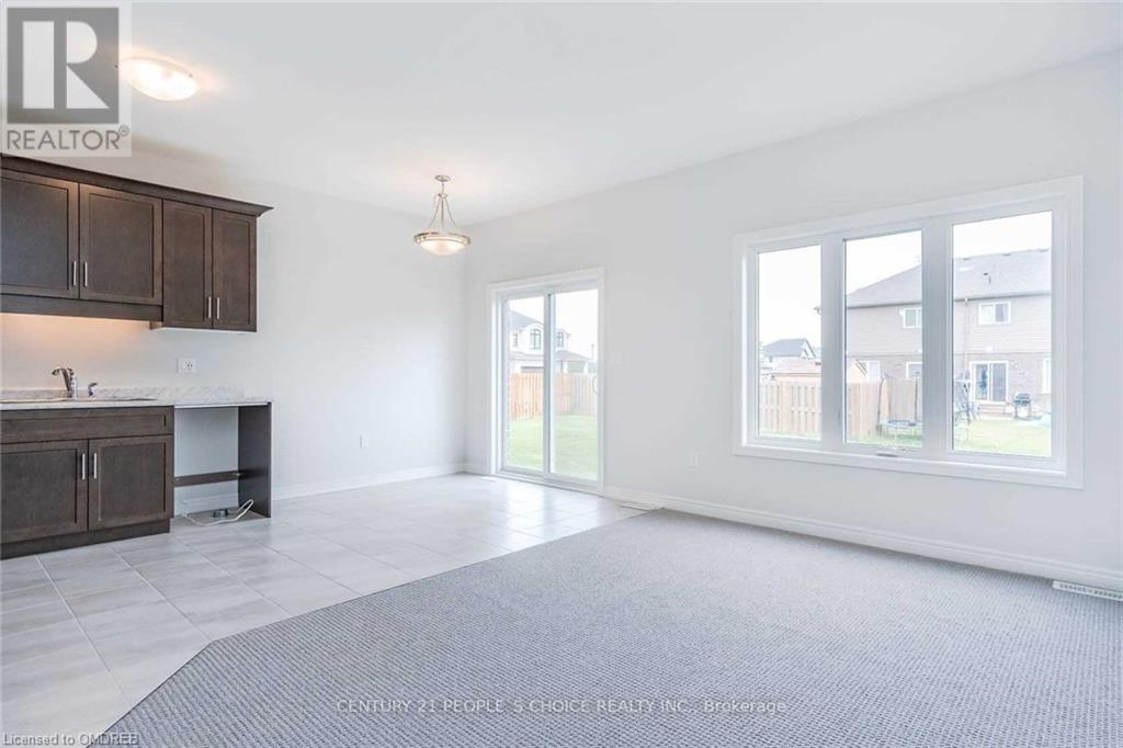 57 Lymburner Street Street, Niagara Falls, Ontario  L3B 5N5 - Photo 11 - 40675030