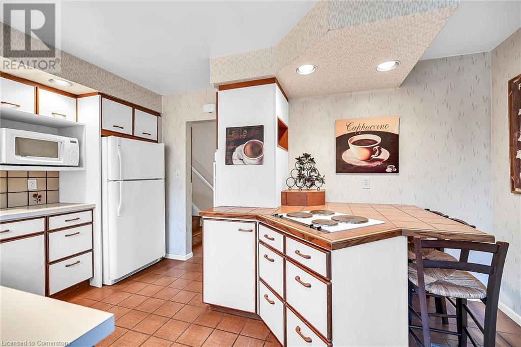 54 Little John Road, Dundas, Ontario  L9H 4G7 - Photo 14 - 40675218