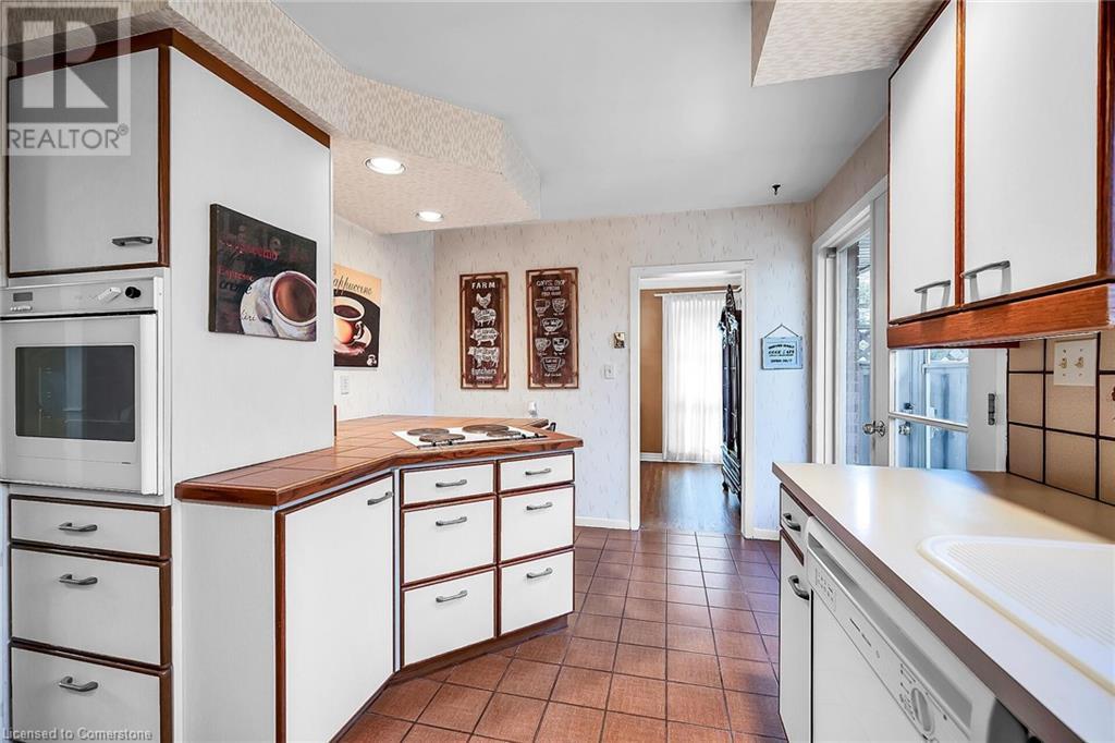 54 Little John Road, Dundas, Ontario  L9H 4G7 - Photo 16 - 40675218