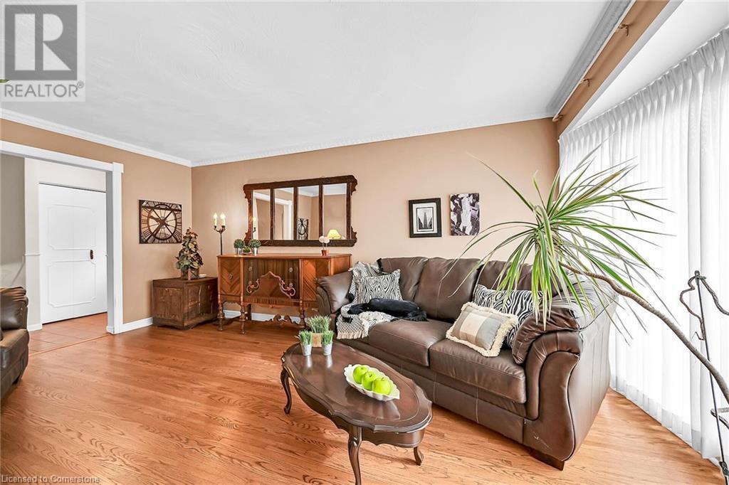 54 Little John Road, Dundas, Ontario  L9H 4G7 - Photo 9 - 40675218