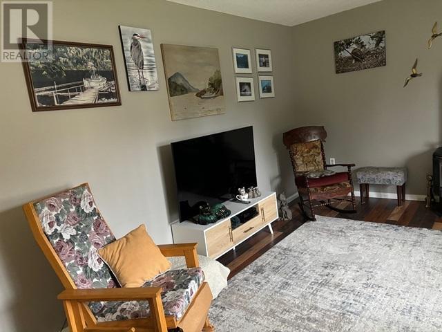 Property at 5277 ARMSTRONG CRT image 5