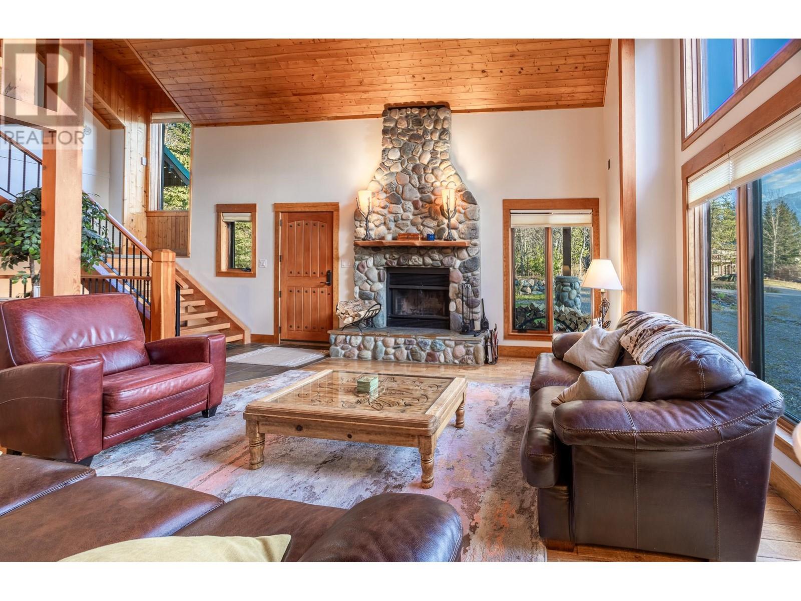 4516 Timberline Crescent, Fernie, British Columbia  V0B 1M6 - Photo 14 - 2476301