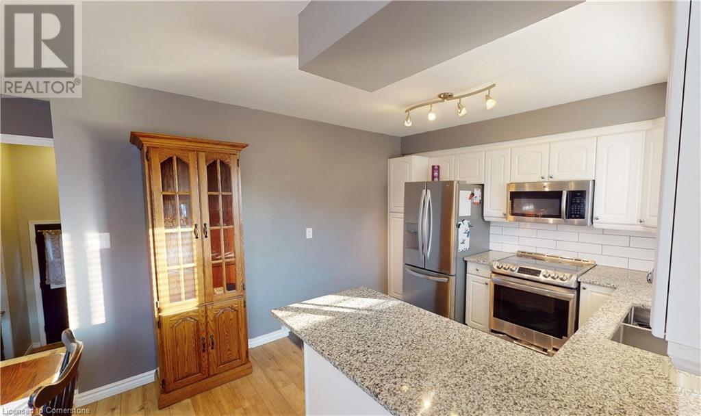 6436 Armstrong Drive, Niagara Falls, Ontario  L2H 2M1 - Photo 5 - 40674892