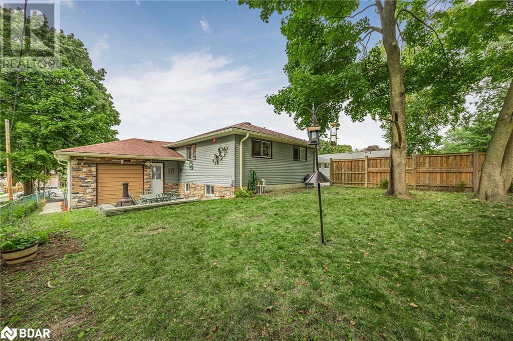 133 Gunn Street, Barrie, Ontario  L4M 2H6 - Photo 4 - 40674889