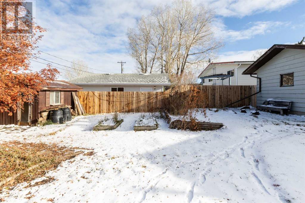 840 Osler Street, Carstairs, Alberta  T0M 0M0 - Photo 33 - A2177928