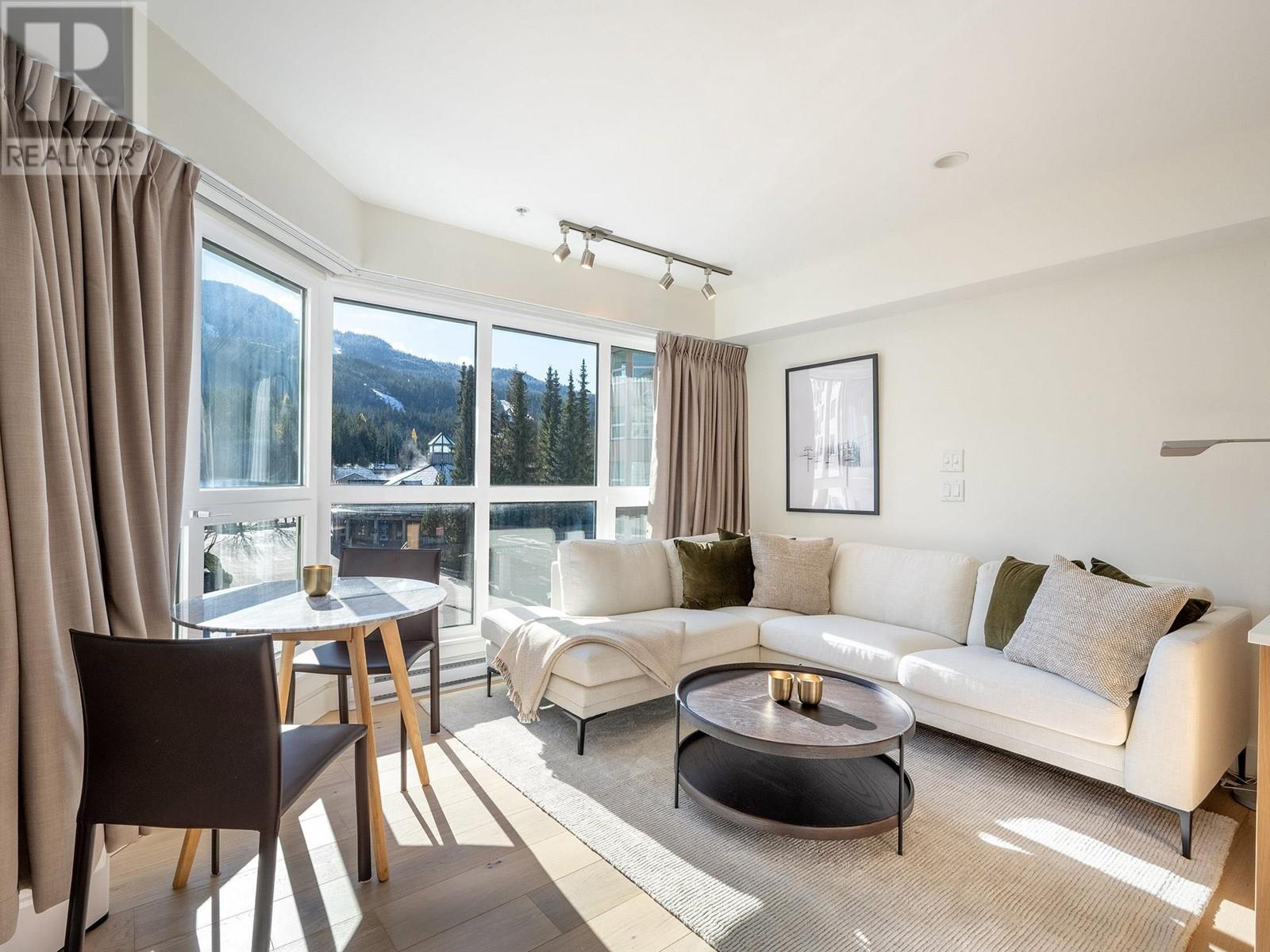 316 4557 Blackcomb Way, Whistler, British Columbia  V8E 0Y2 - Photo 2 - R2942943