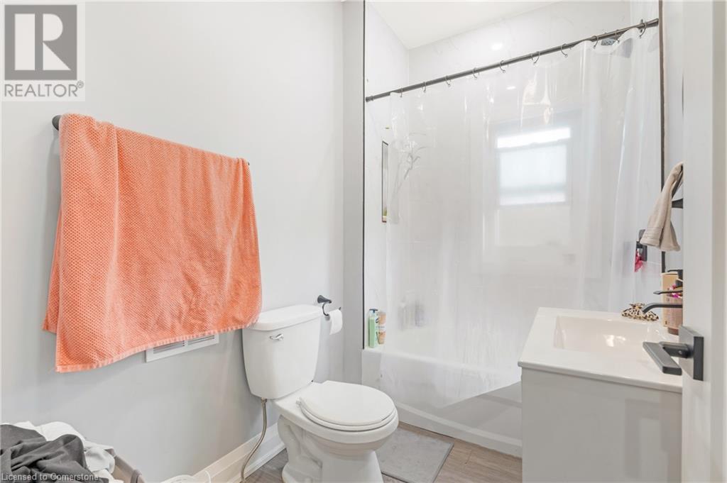 147 Elgin Street, Hamilton, Ontario  L8L 4Y1 - Photo 8 - 40675277