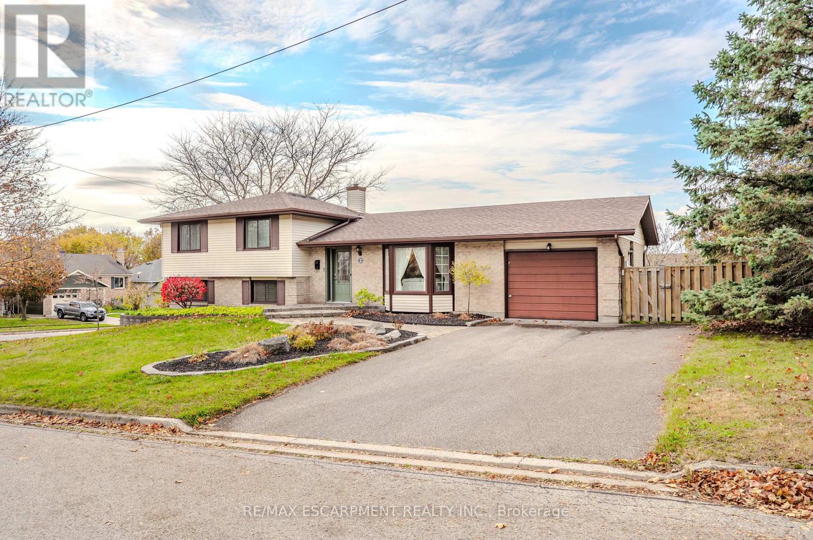 2 JODI PLACE, Guelph, Ontario